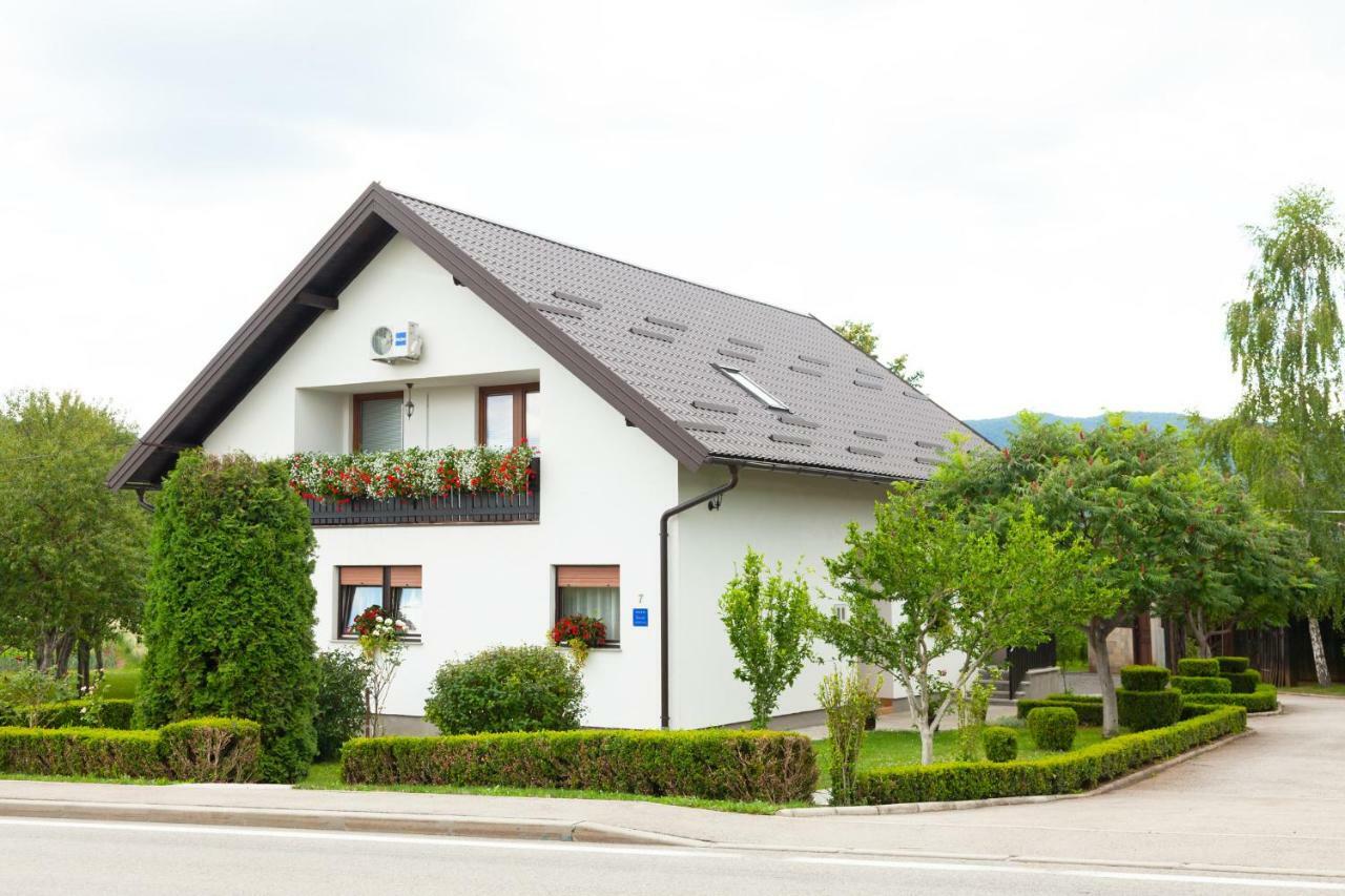 Apartment Lena Gornji Vaganac Zewnętrze zdjęcie